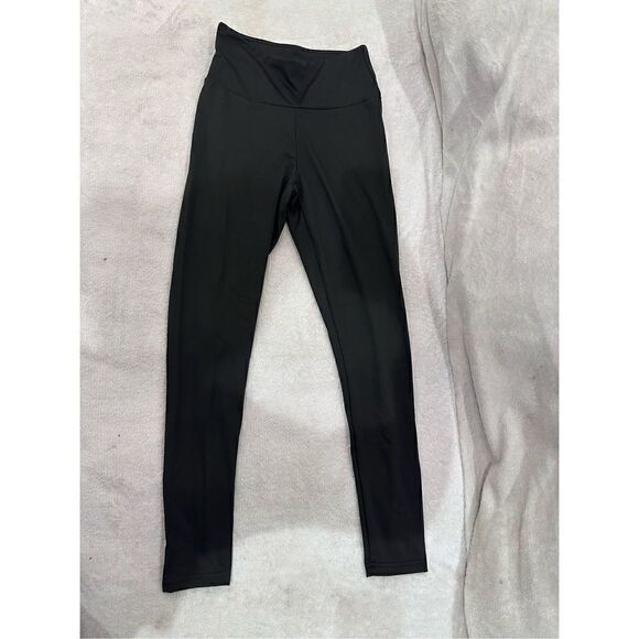 Black legging , butt lifting scrunched in back size S - Picture 2 of 6